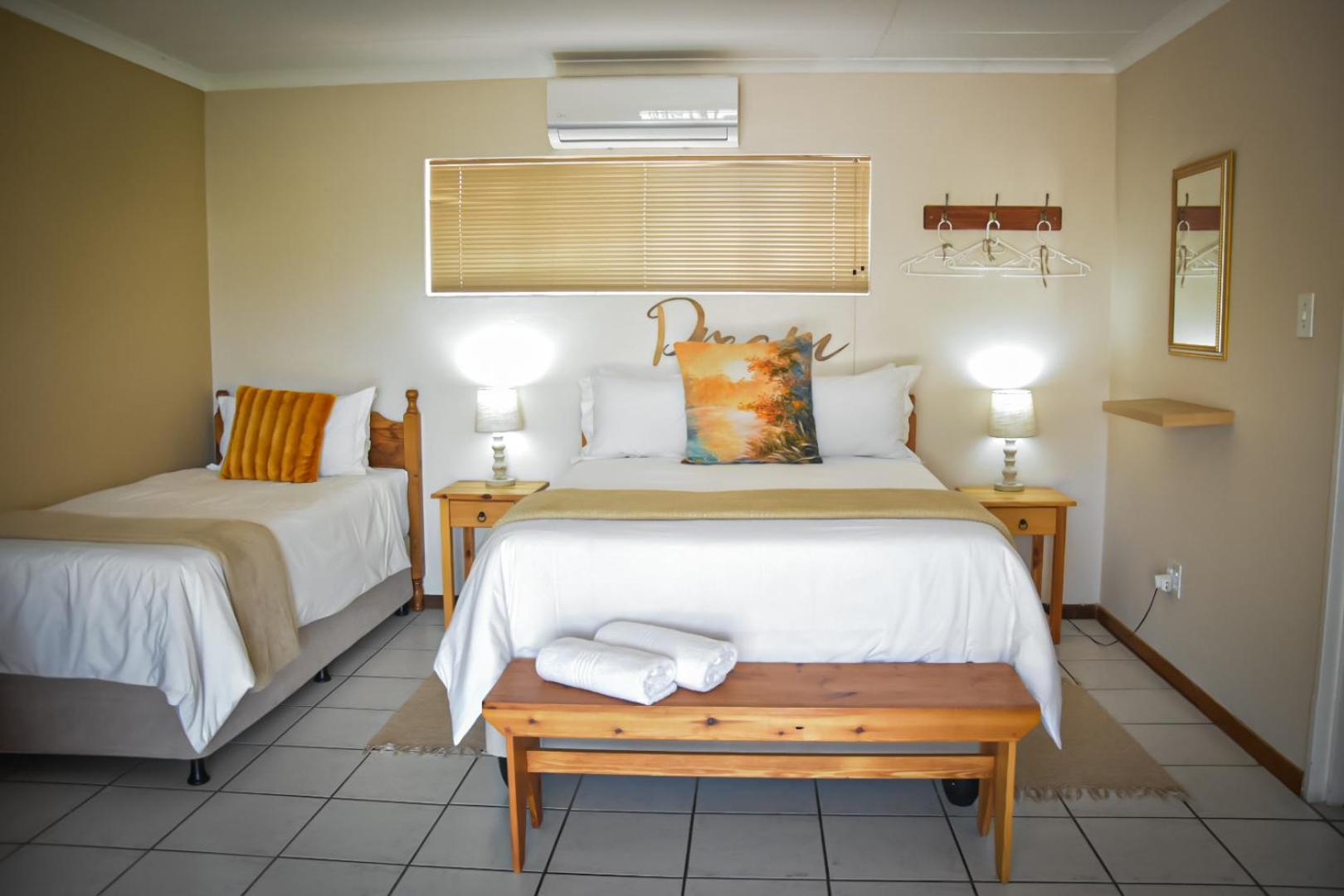 En Route Apartment Beaufort West Luaran gambar