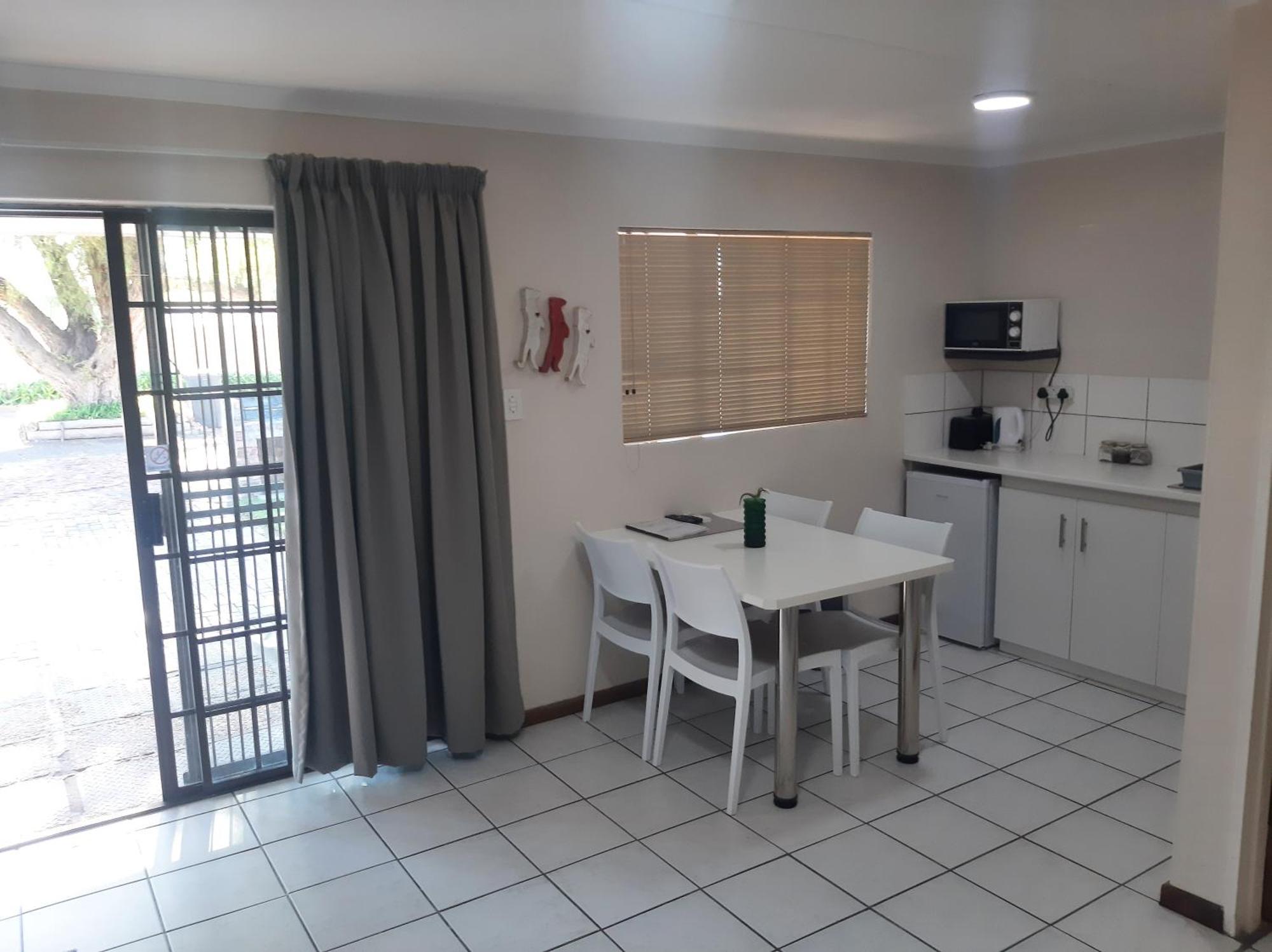 En Route Apartment Beaufort West Bilik gambar